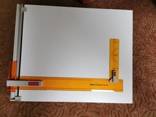 Zeichen Tisch für Bauplaner /